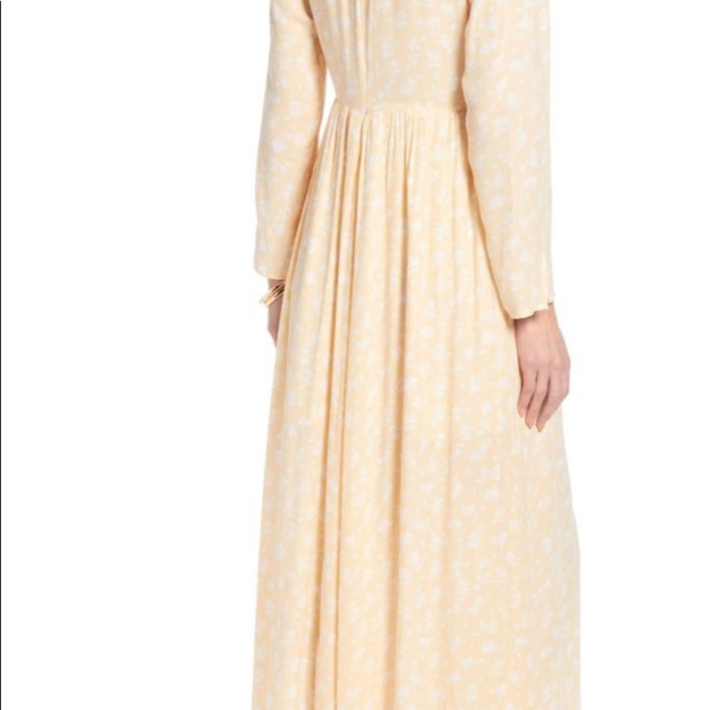Spring dress - Picture 3 of 6